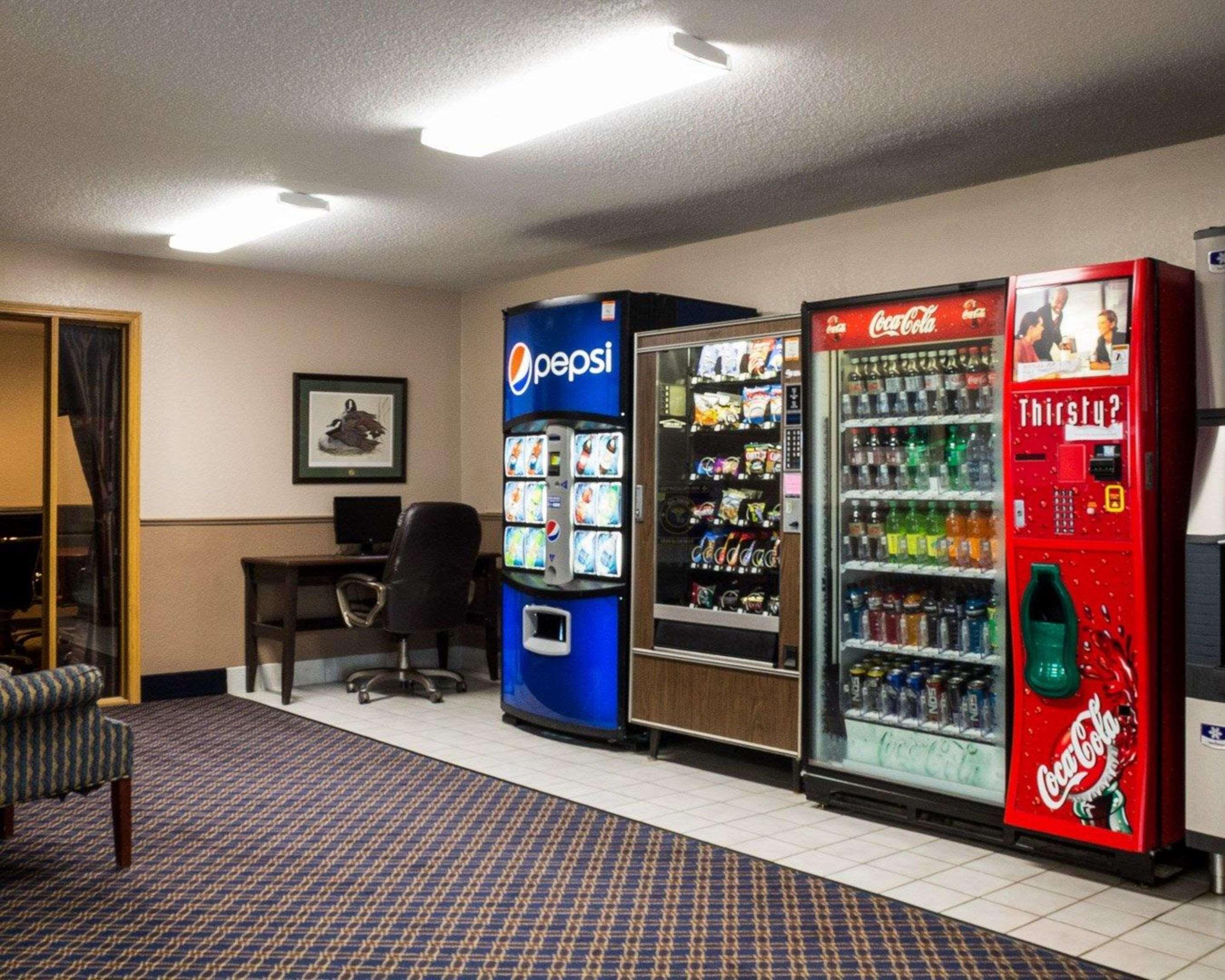 Rodeway Inn FargoFargo  Kültér fotó
